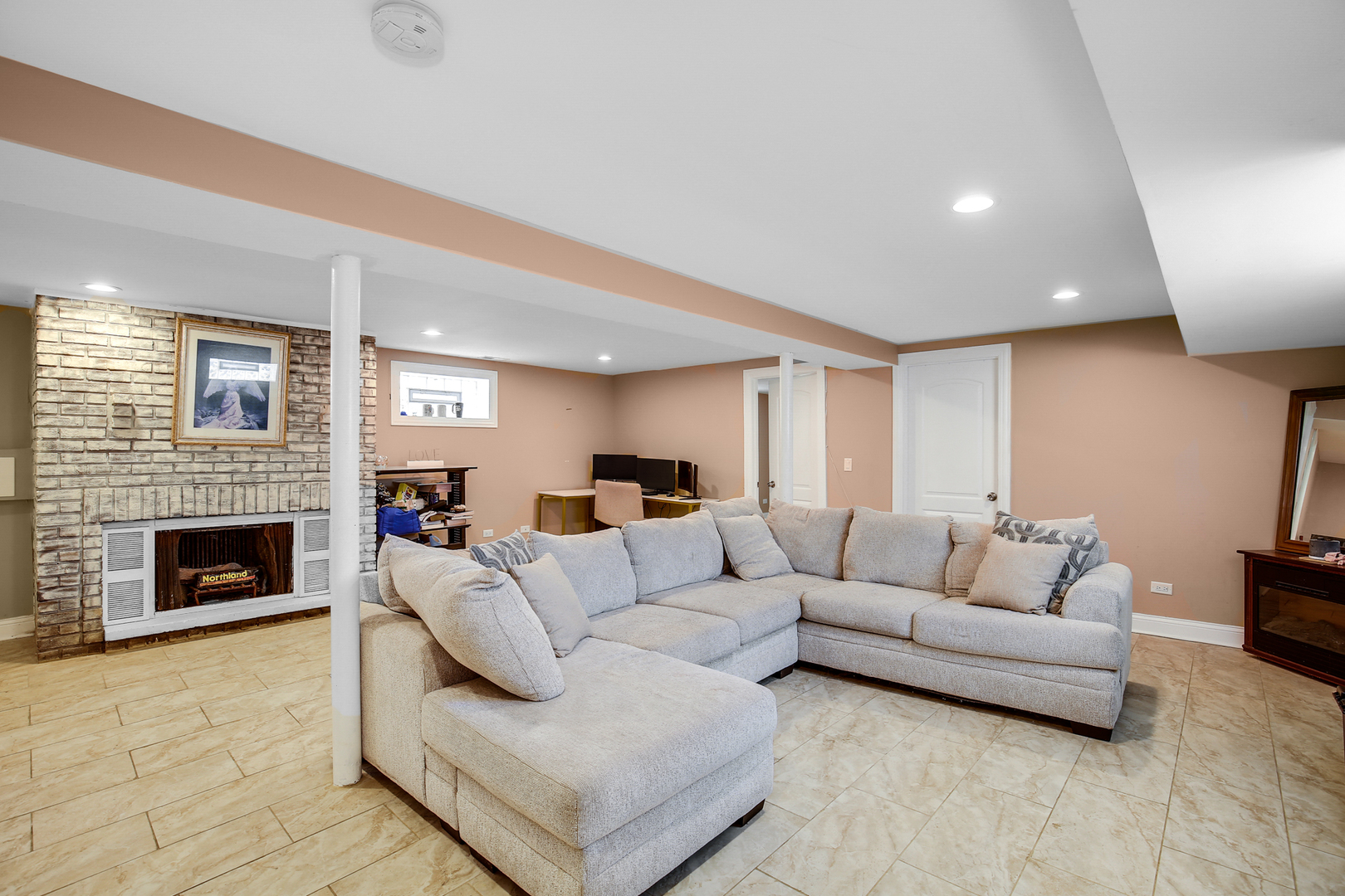 11840 S Artesian Avenue