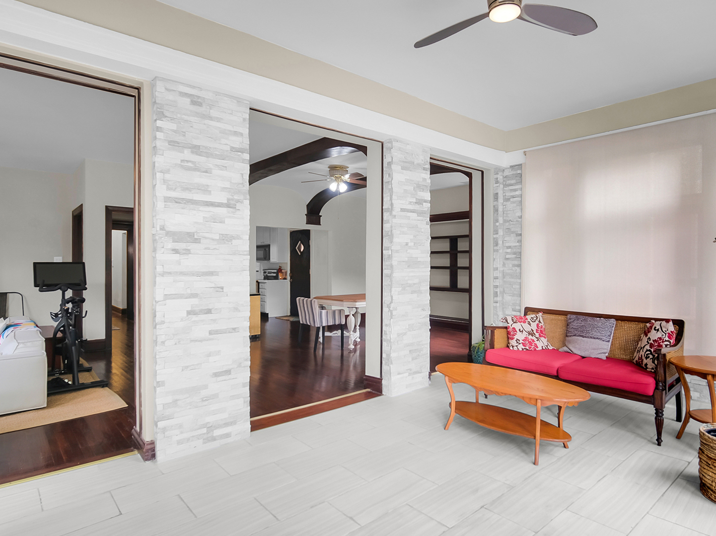 855 E DREXEL Square Unit: 1B