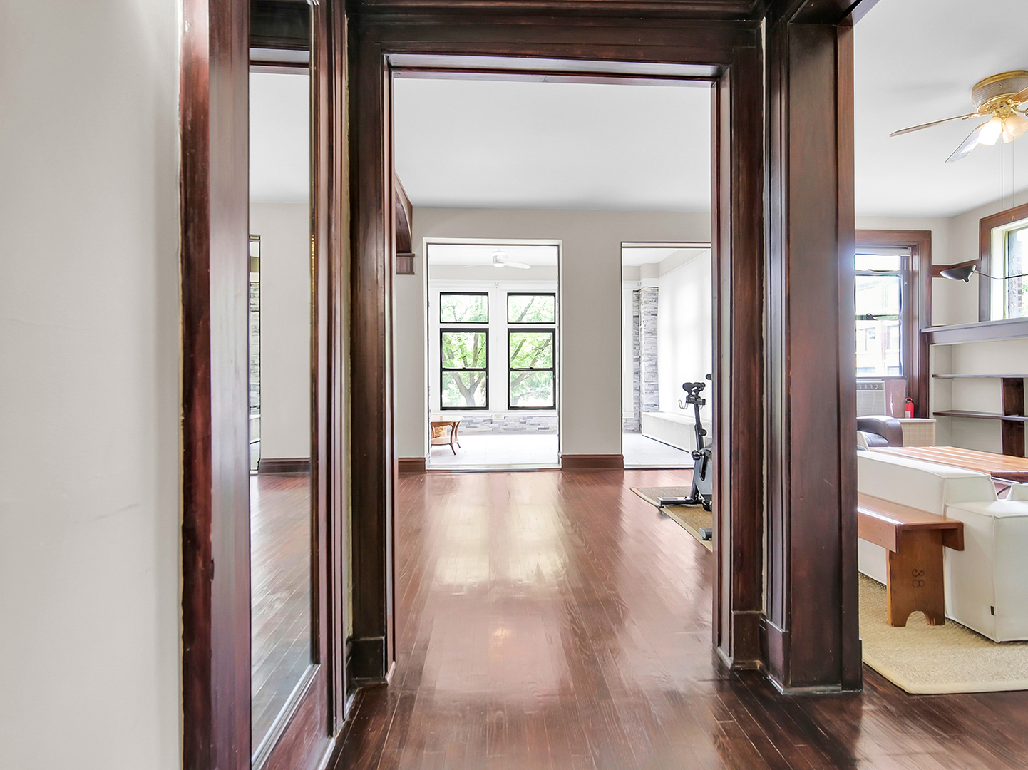 855 E DREXEL Square Unit: 1B