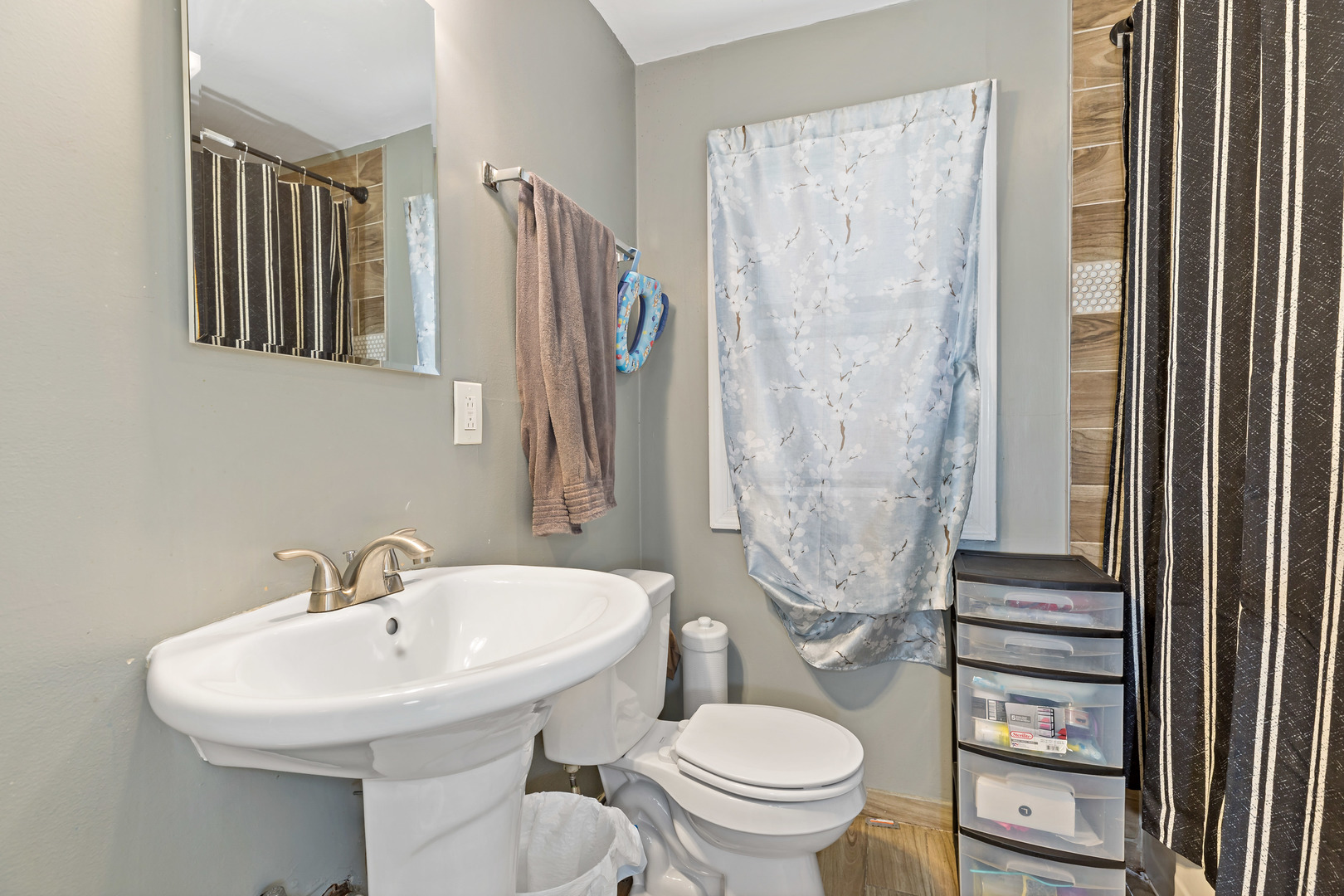 8122 S Kingston Avenue