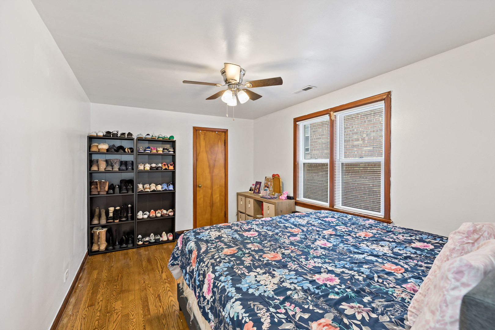 8122 S Kingston Avenue