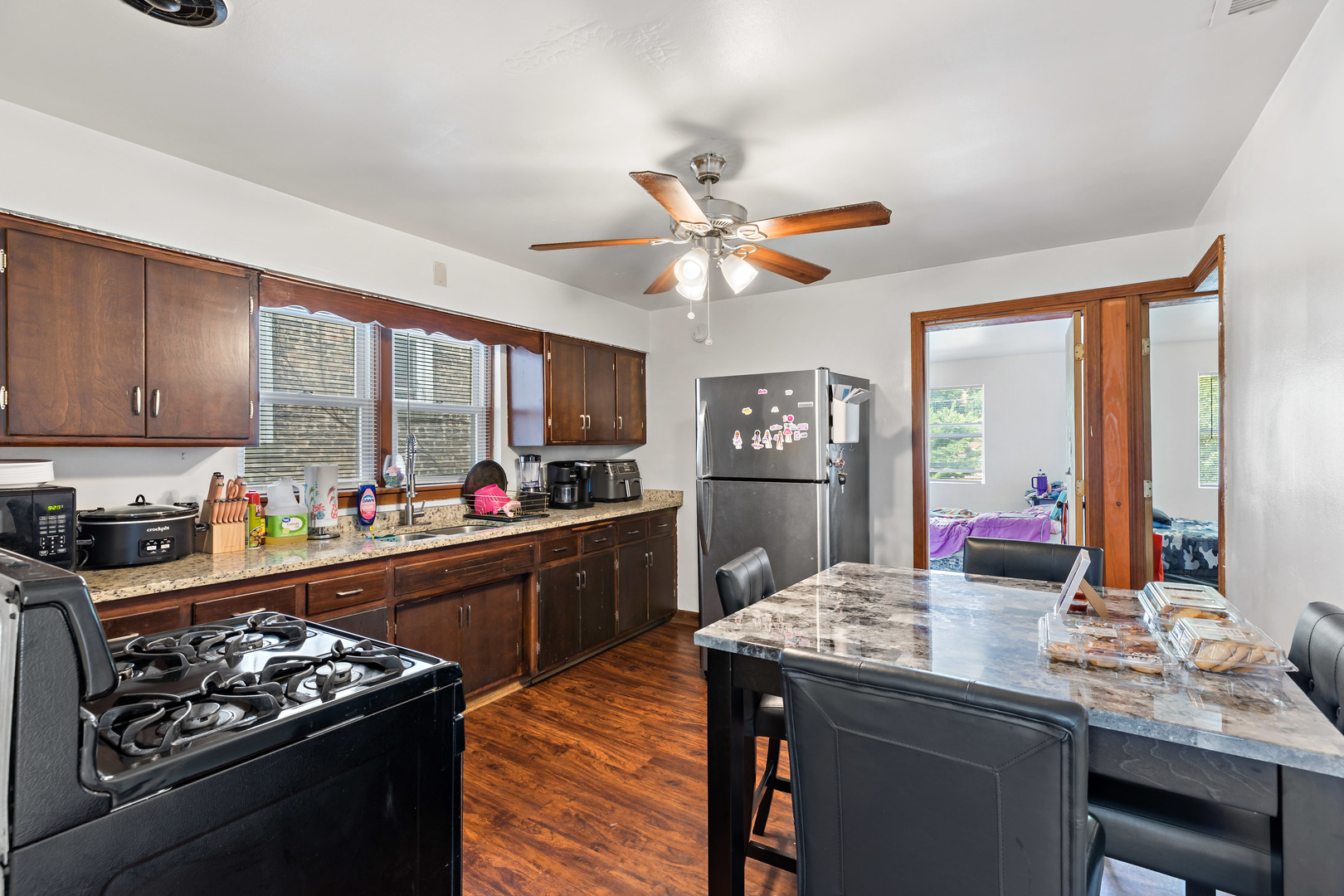 8122 S Kingston Avenue