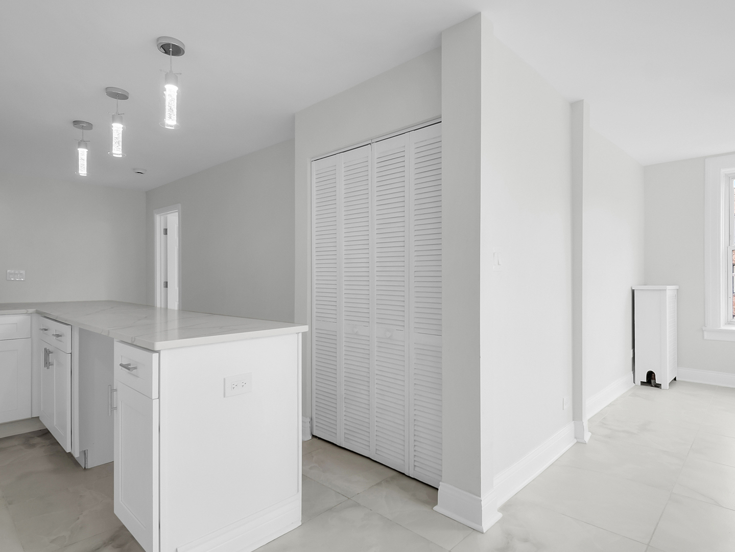 5132 S DREXEL Avenue Unit: 2D