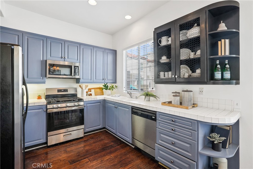 2950 Ballesteros Lane