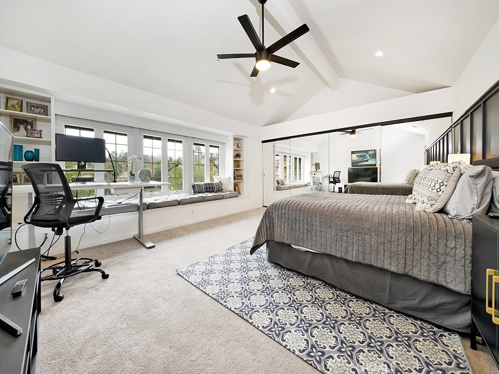 7639 E Lemon Creek Circle