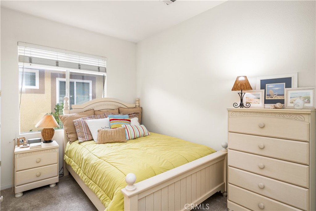 10930 PHILLIPS Street