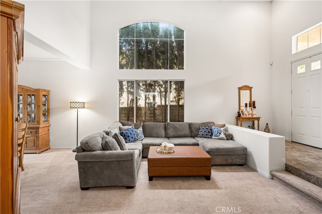 10930 PHILLIPS Street