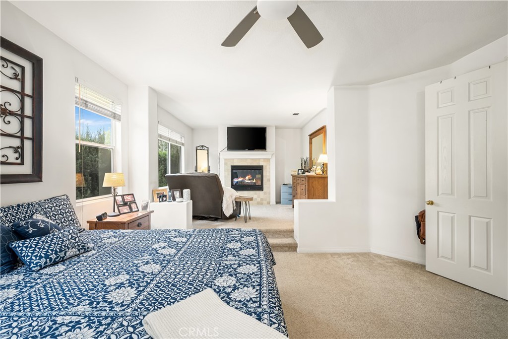 10930 PHILLIPS Street