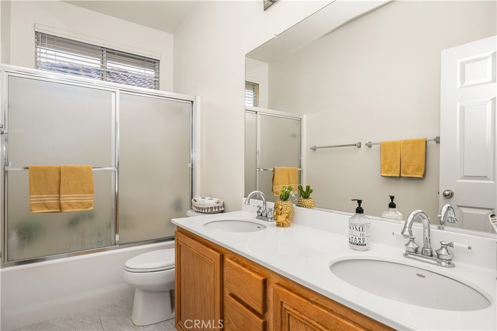 10930 PHILLIPS Street