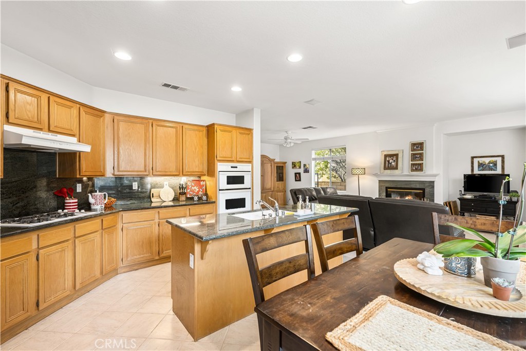 10930 PHILLIPS Street