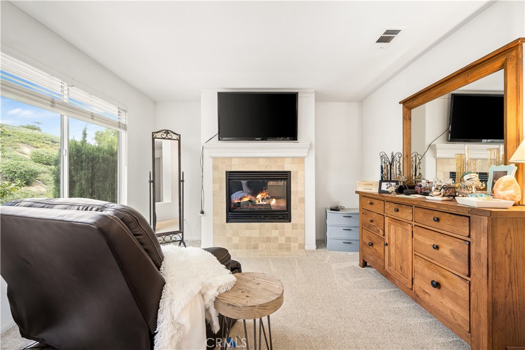 10930 PHILLIPS Street