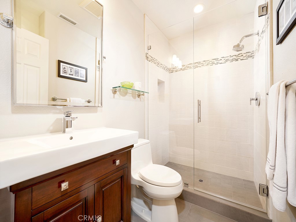 10935 Osterman Avenue