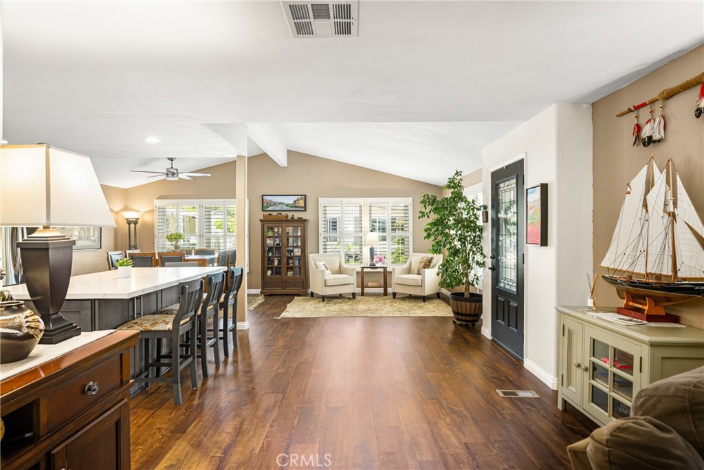 5200 Irvine Boulevard 48