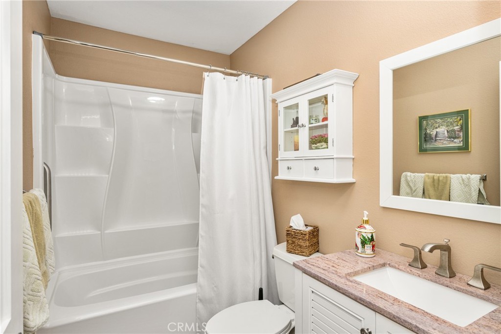 5200 Irvine Boulevard 48