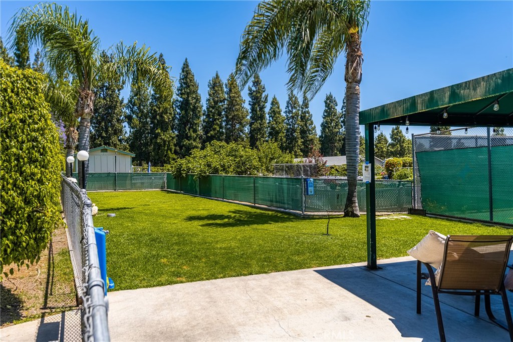 5200 Irvine Boulevard 48