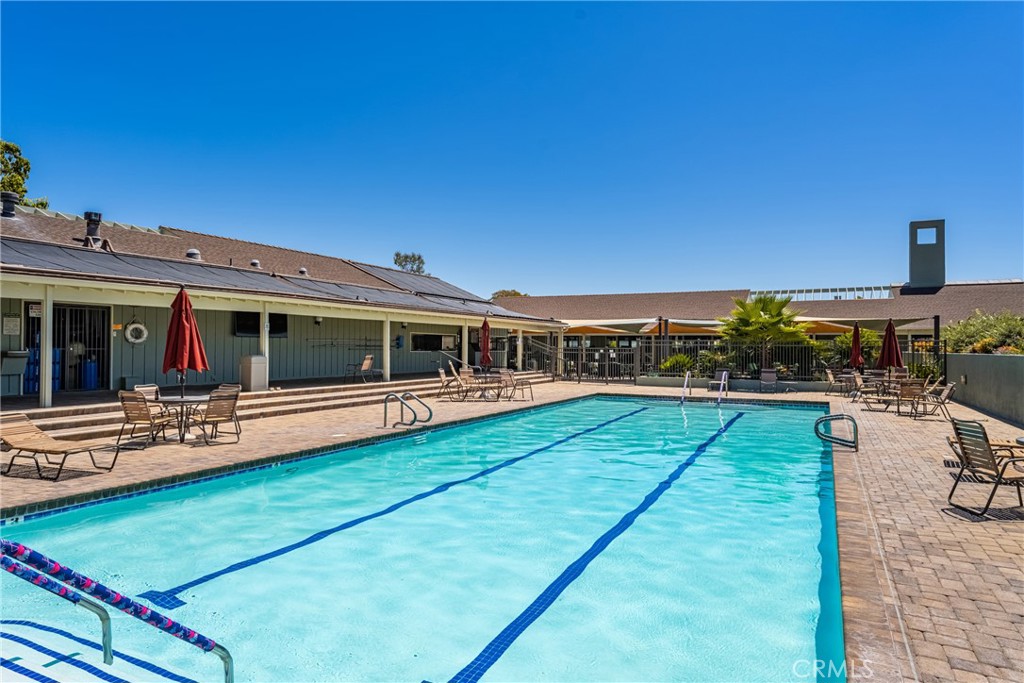 5200 Irvine Boulevard 48