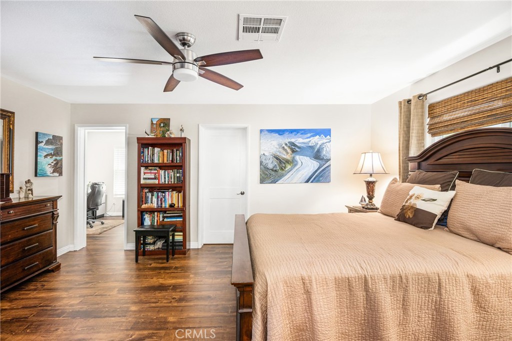 5200 Irvine Boulevard 48