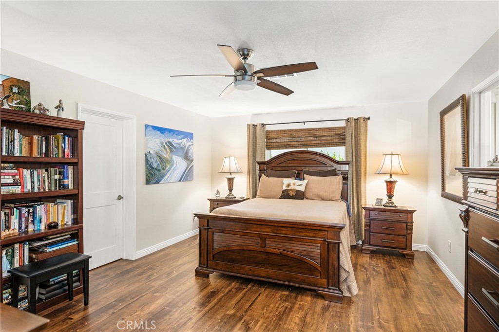 5200 Irvine Boulevard 48