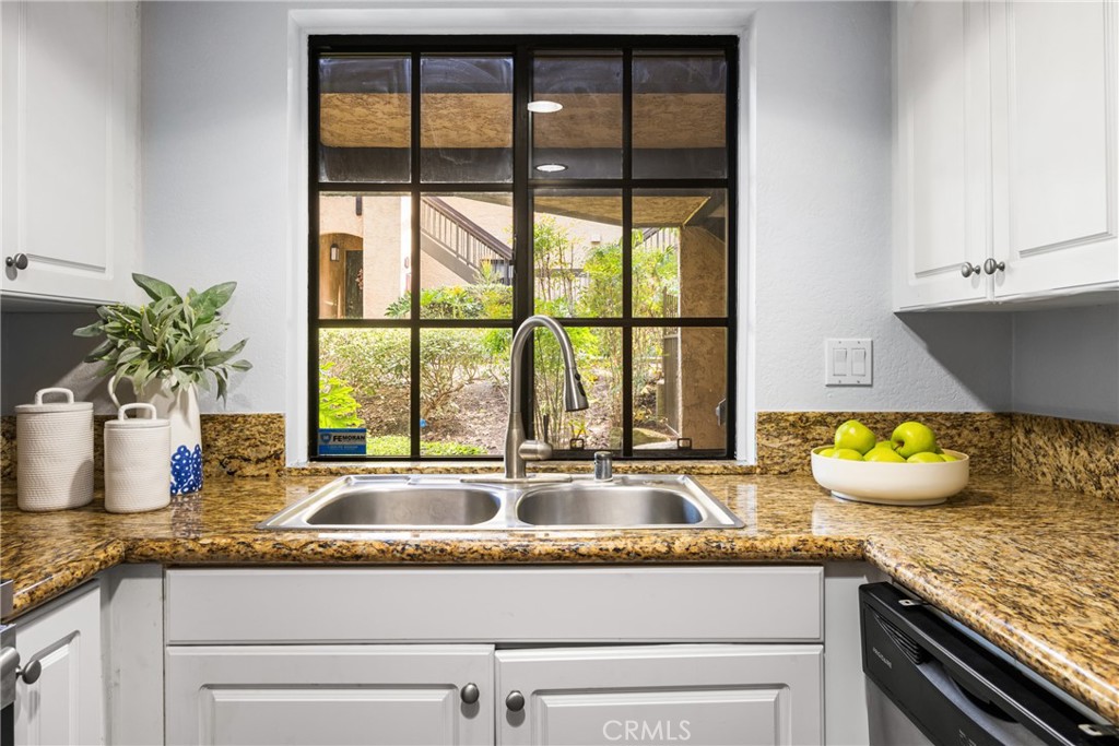 25521 Indian Hill Lane A