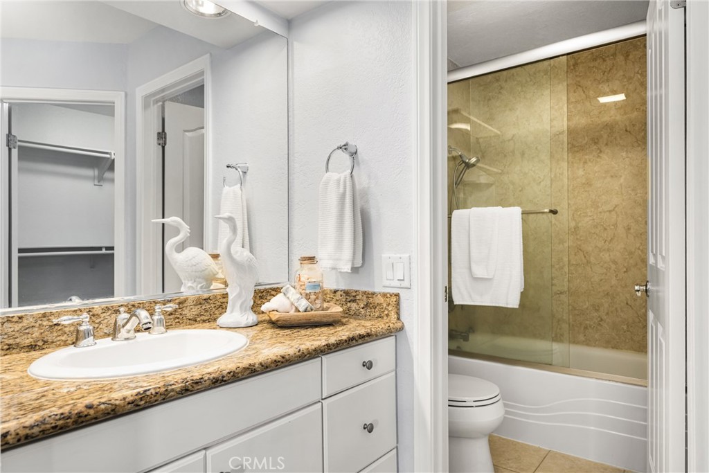 25521 Indian Hill Lane A