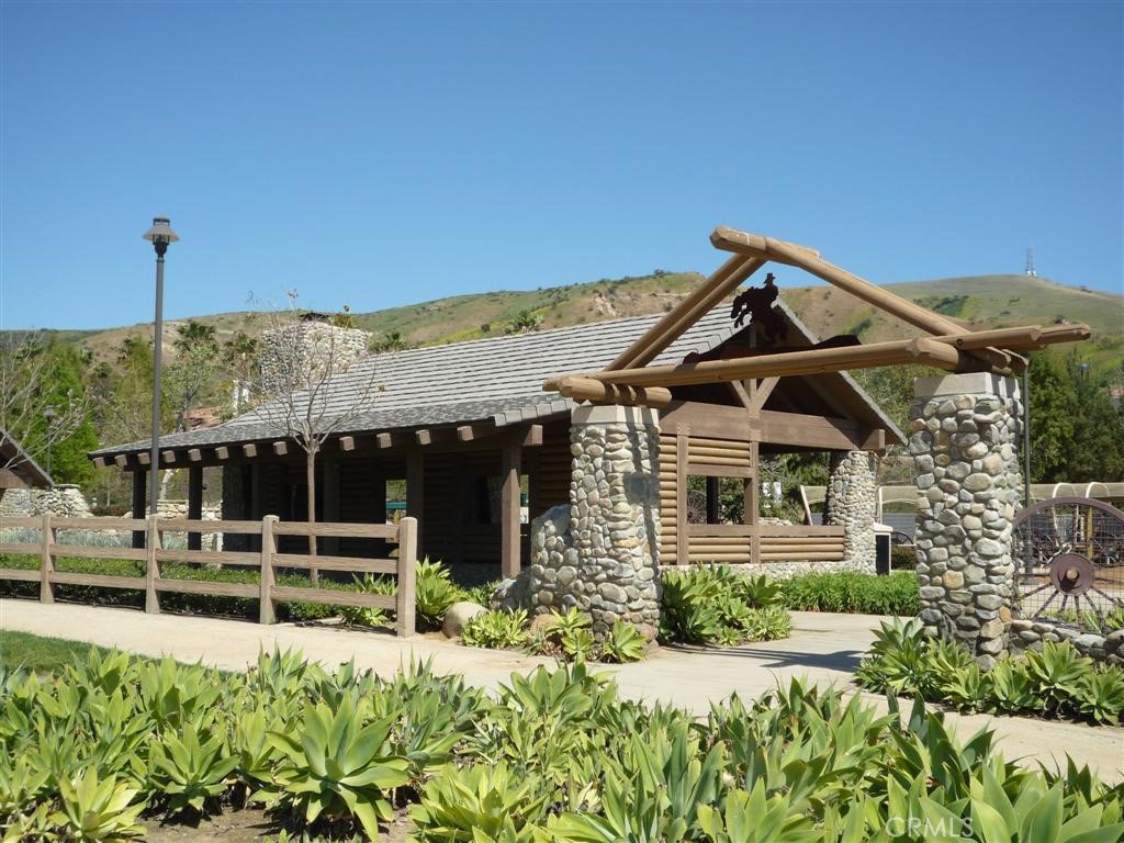 2550 Reynolds Drive