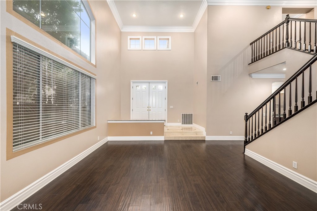 2550 Reynolds Drive