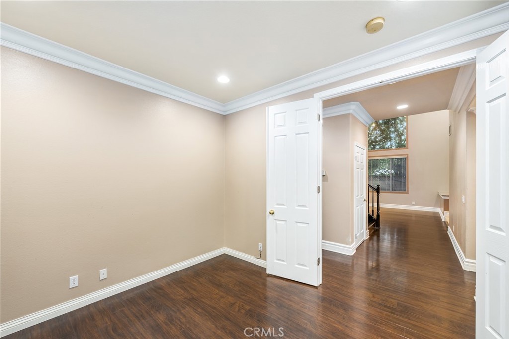 2550 Reynolds Drive