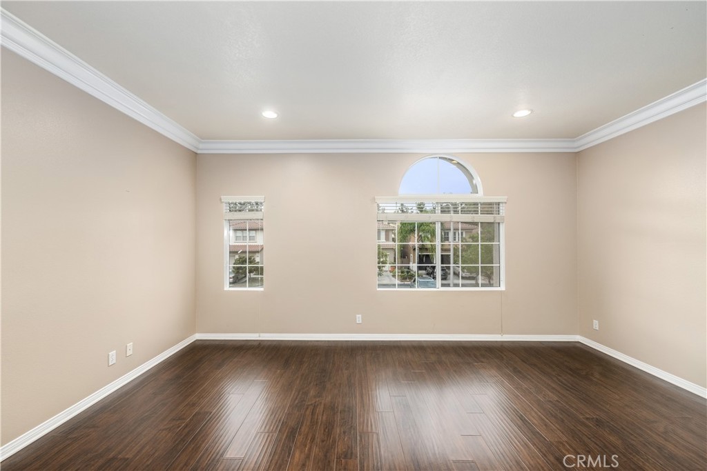 2550 Reynolds Drive