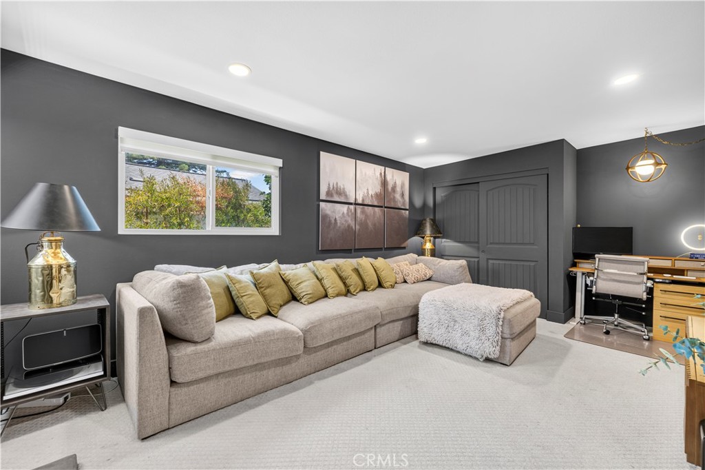 1632 Melvin Way