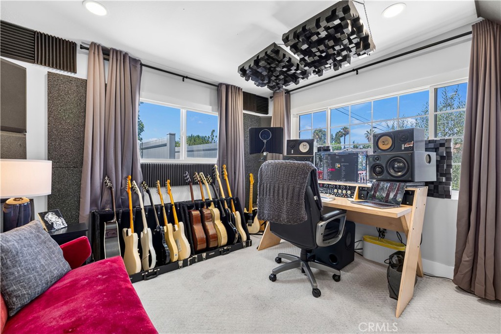 1632 Melvin Way