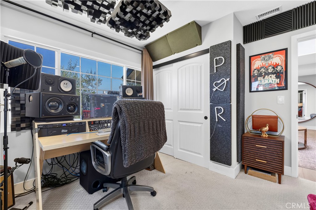 1632 Melvin Way