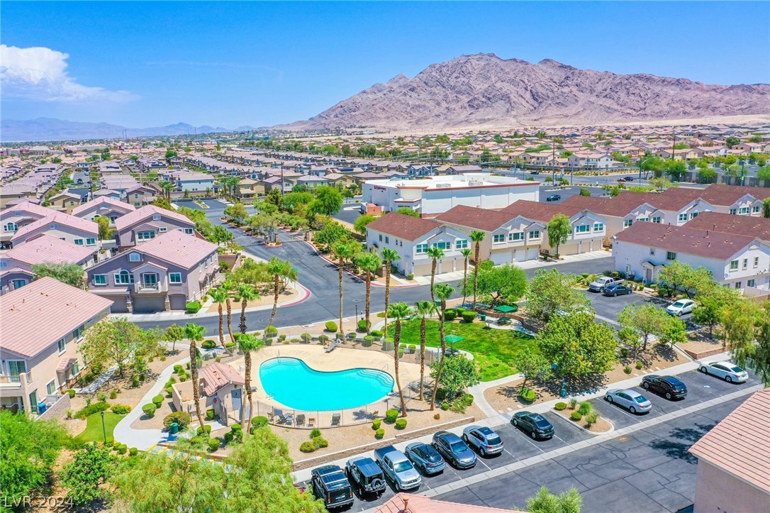 3063 Errol Flynn Street 101