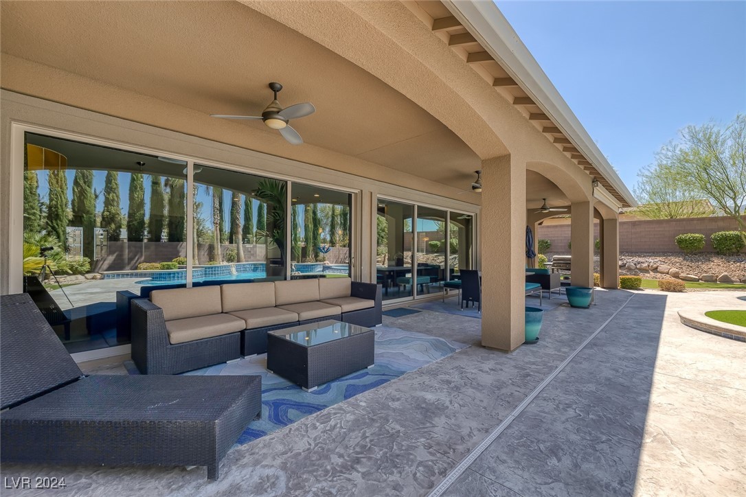 9676 Jamies Jewel Way