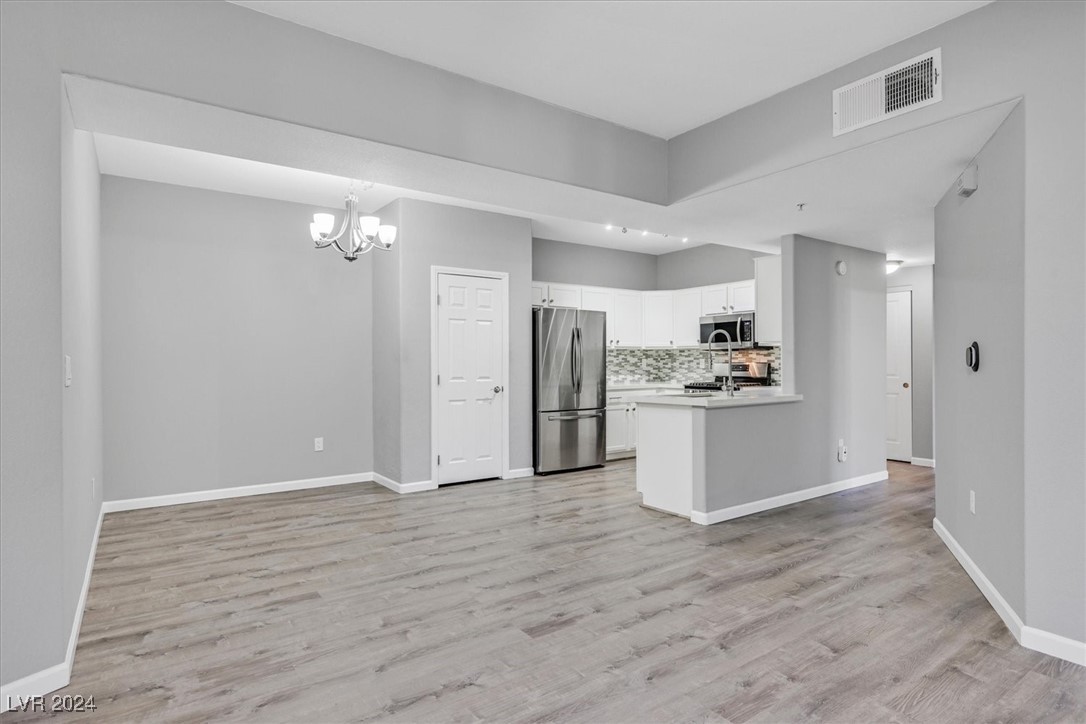 2291 West Horizon Ridge Parkway 5229