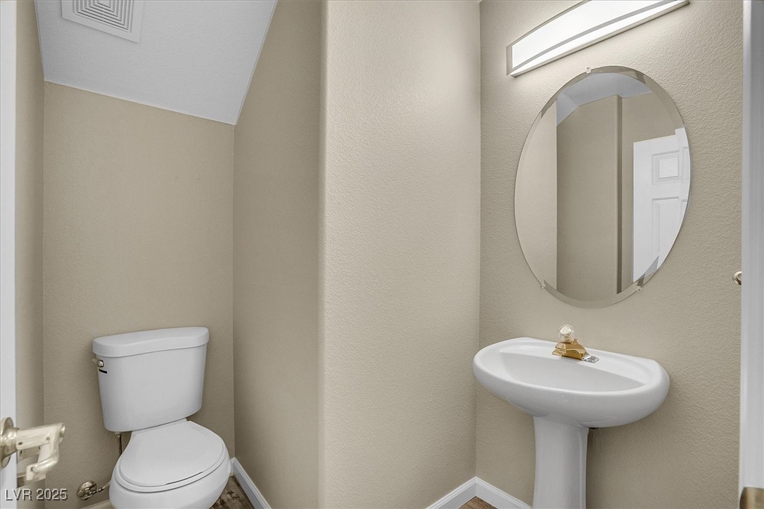 558 Poplar Leaf Street