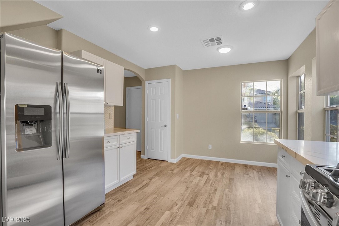 558 Poplar Leaf Street