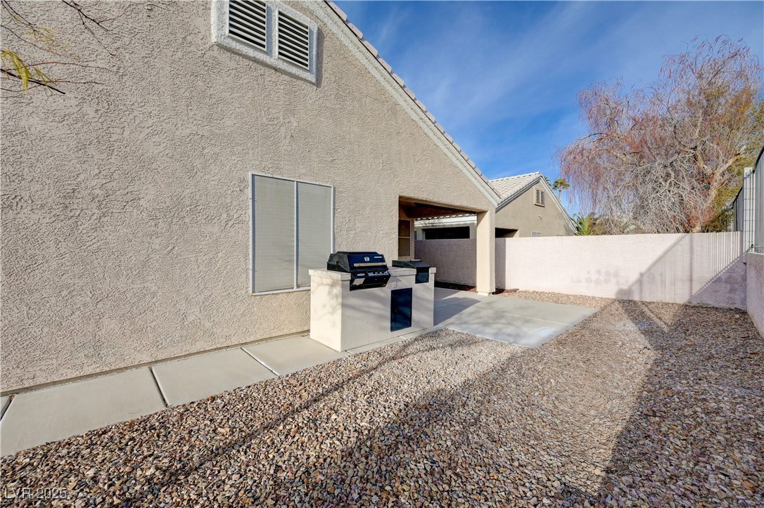 2517 New Salem Avenue