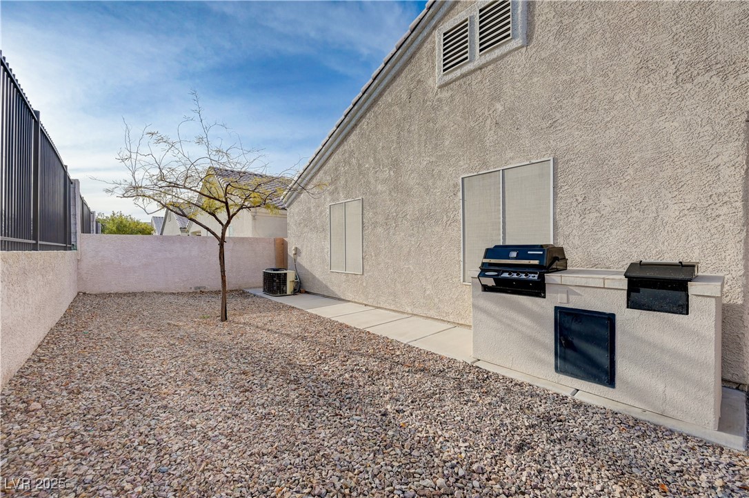2517 New Salem Avenue