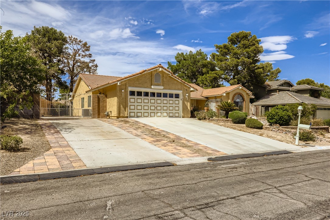 3096 Shadowridge Avenue