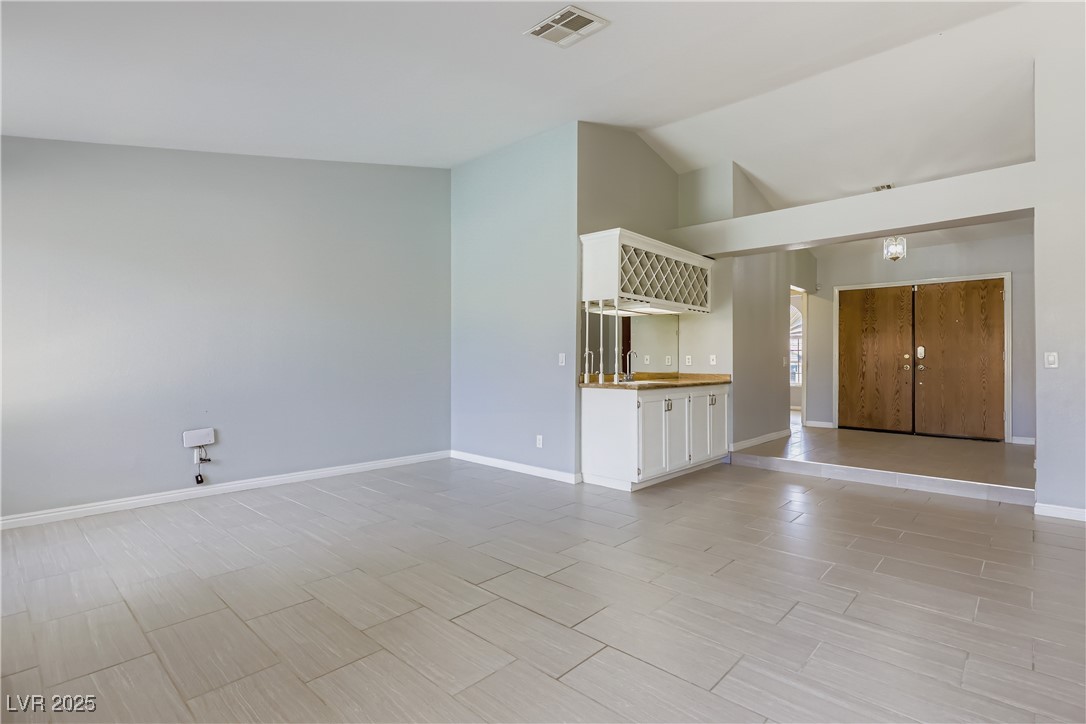 3096 Shadowridge Avenue