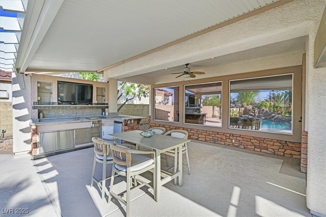 328 Hedgehope Drive