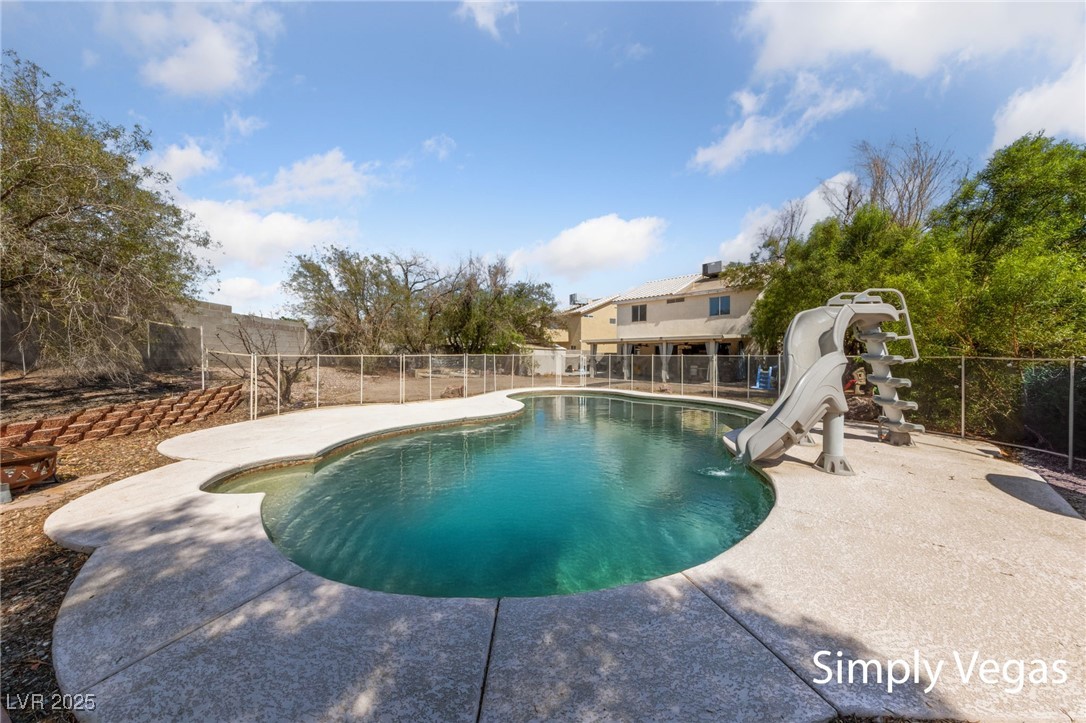 6013 Pebble Grey Lane