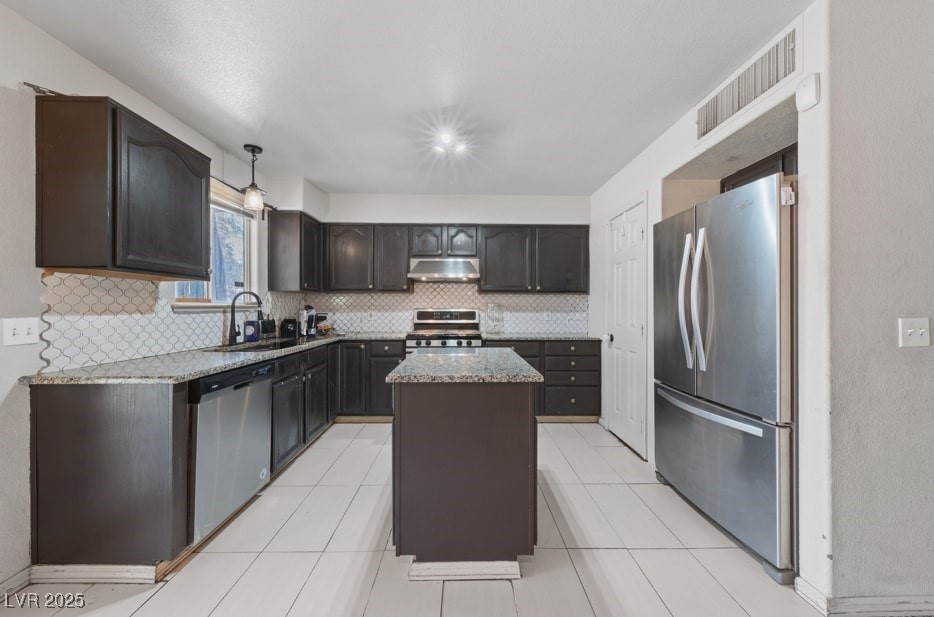 6013 Pebble Grey Lane