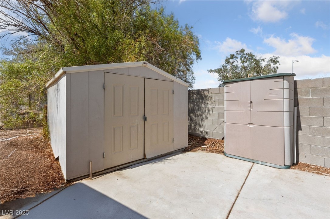 6013 Pebble Grey Lane