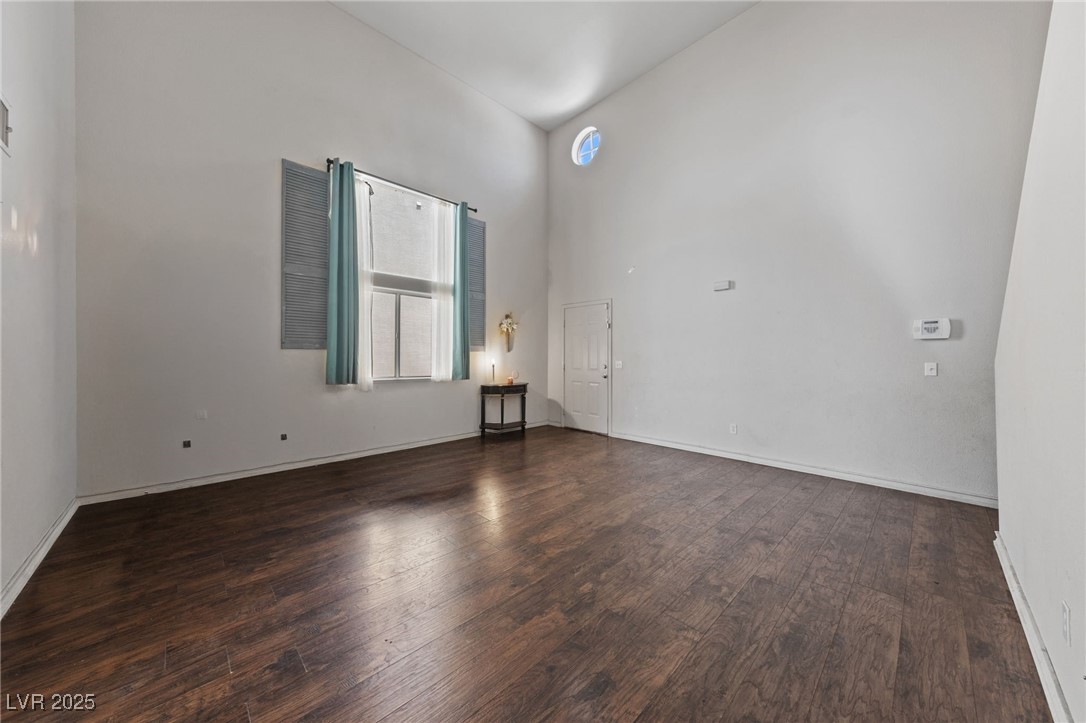 6013 Pebble Grey Lane