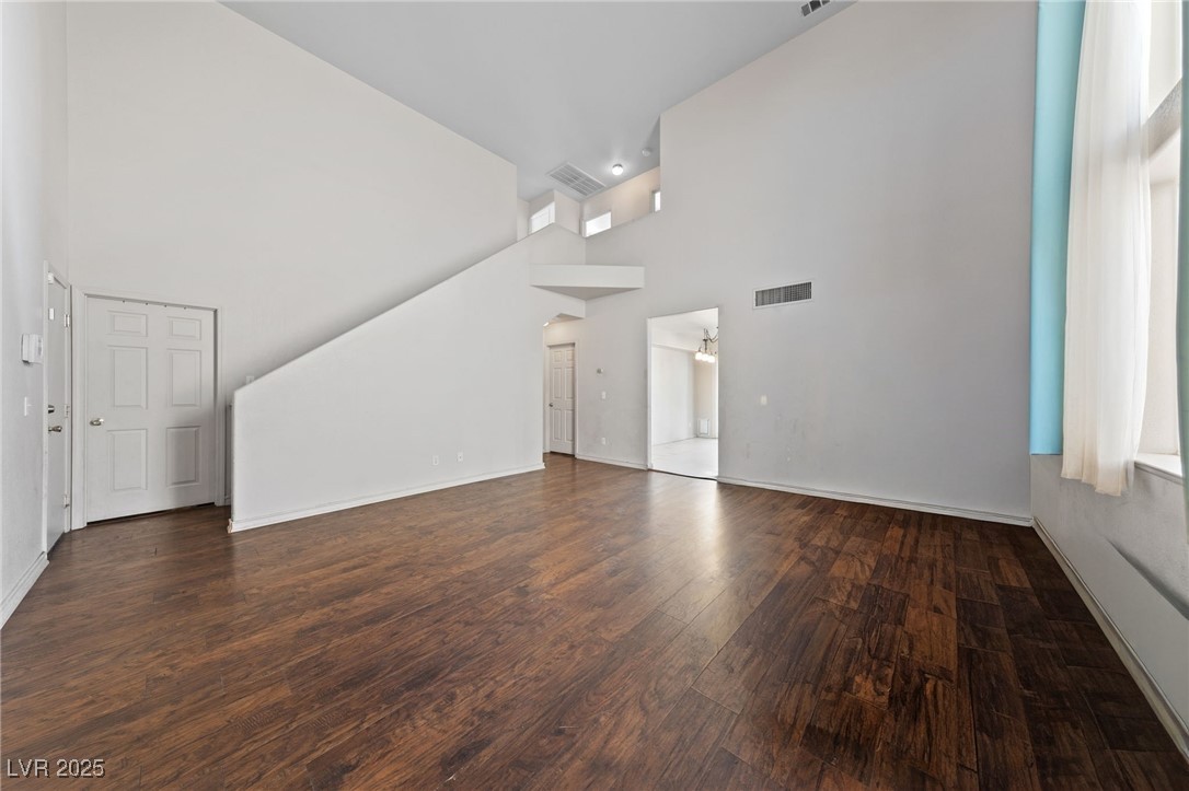 6013 Pebble Grey Lane