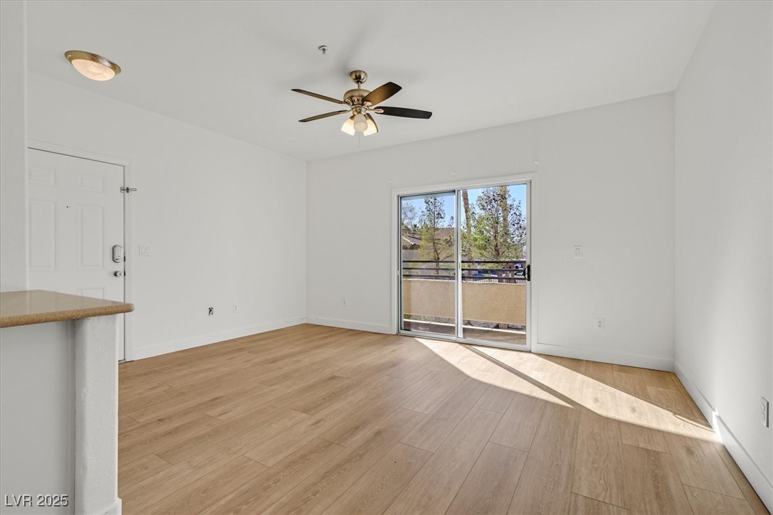 2291 West Horizon Ridge Parkway 1206