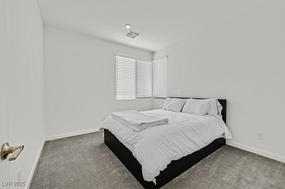 9715 Crisman Ridge Street