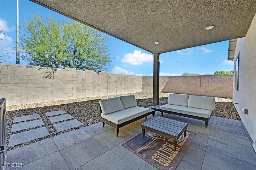 9715 Crisman Ridge Street