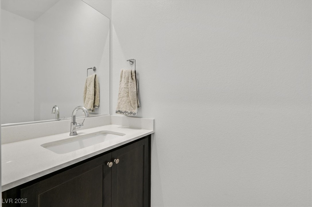 9715 Crisman Ridge Street